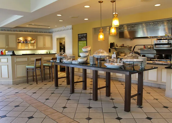 Hilton Garden 3*