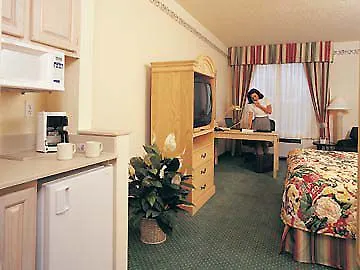 Hilton Garden Hotel 3*